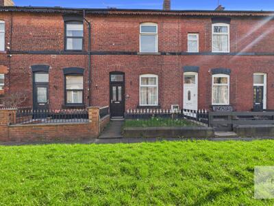 St Annes Street, Chesham, Bury